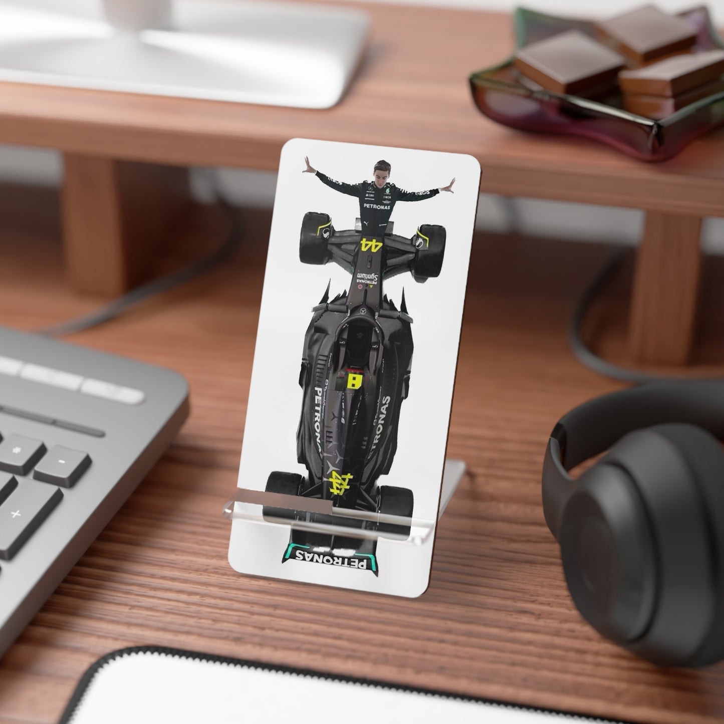 F1 Funny George Russell | Merc Merch | Mobile Display Stand for Smartphones